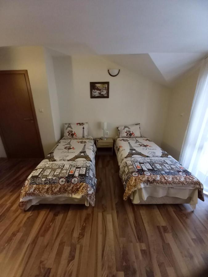 Къща за гости Guest