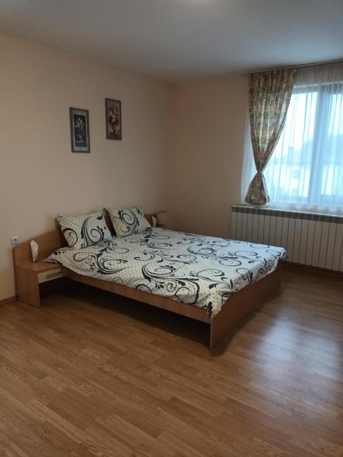 Къща за гости Guest